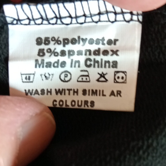 Vonda Oversized Black Dress - Picture 5 of 6